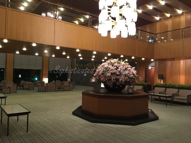 ホテルオークラ神戸のフロントロビー