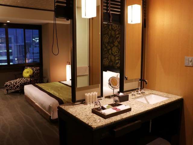 神戸オリエンタルホテルの客室備品（洗面台）