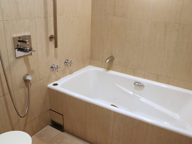 神戸オリエンタルホテルのバスルーム（お風呂）