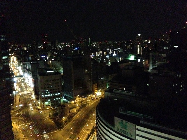 グランヴィア大阪の部屋から見える夜景
