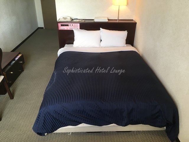 クインテッサホテル大垣のスペーリアシングルルームのベッド