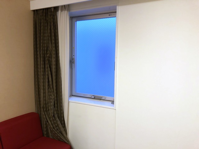 ダイワロイネットホテル岡山駅前の客室の窓
