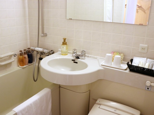 渋谷東武ホテルのバスルームとトイレ