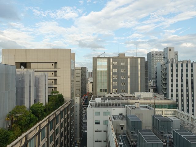 スーパーホテルLohas東京駅八重洲中央口の窓から見える景色