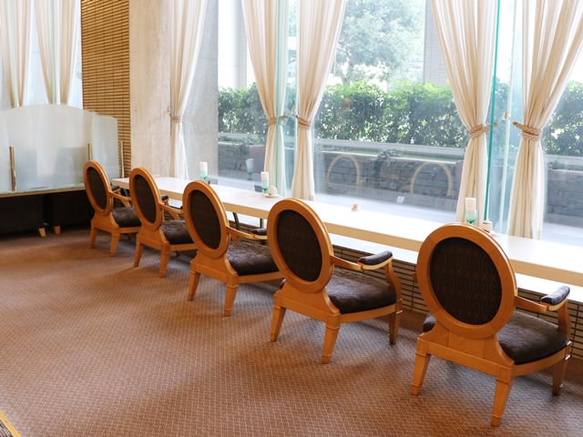 ロビーティーラウンジ（松山全日空ホテル）の座席の種類は？