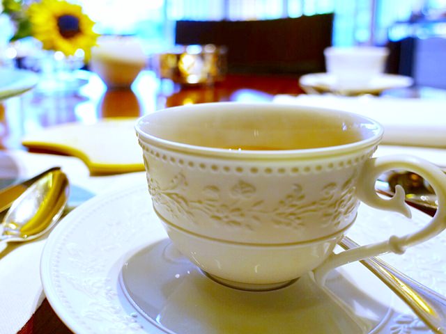 ザ・ロビーラウンジ（ザ・リッツカールトン京都）のアフタヌーンティーセットのドリンク（コーヒーや紅茶）