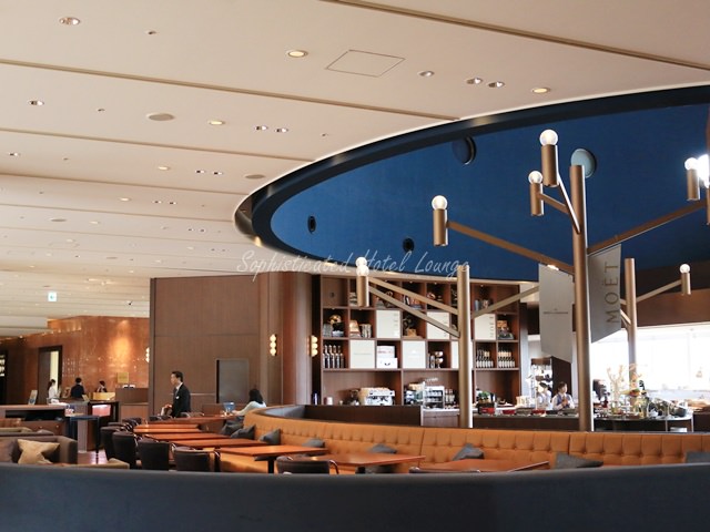 琵琶湖ホテルのカフェベルラーゴの雰囲気と座席の種類