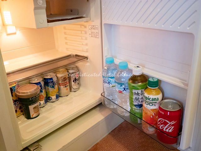 客室備品の冷蔵庫（ミニバー）