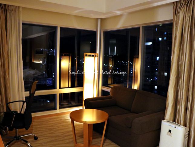 シェラトングランドホテル広島の窓から見える景色・夜景