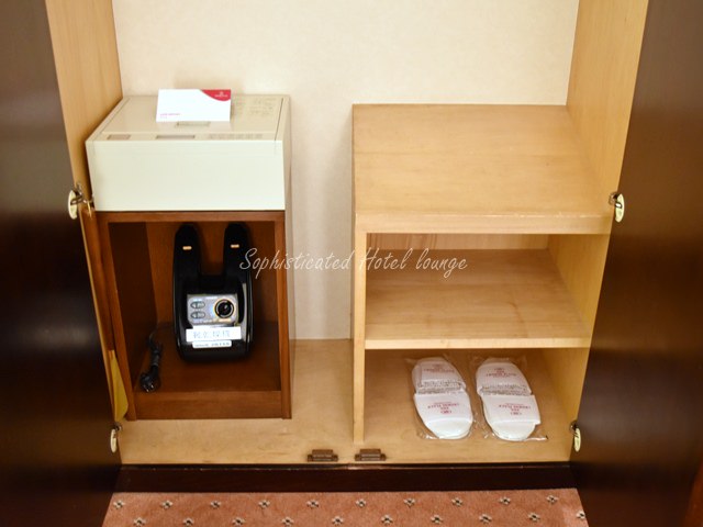 ANAクラウンプラザホテル京都のお部屋の様子と備品（靴乾燥機）