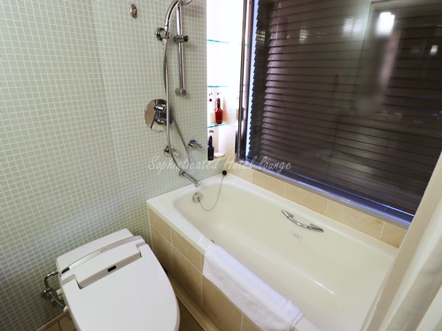 ANAクラウンプラザホテル沖縄ハーバービューのバスルーム