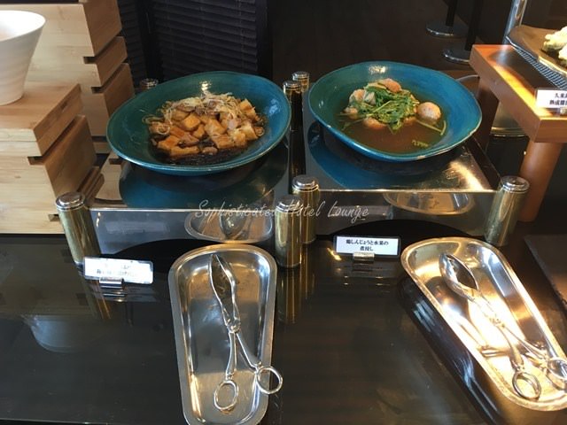 サイプレスリゾート久米島の朝食ブッフェ（沖縄料理）