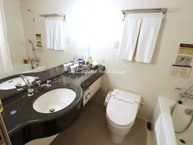ホテル阪神大阪の客室バスルーム