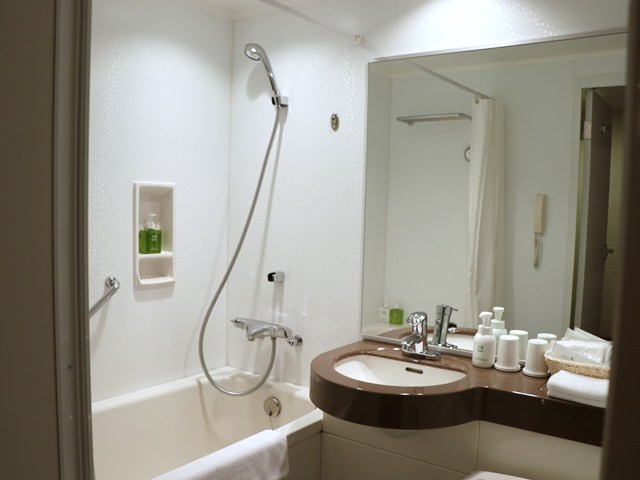 ホテルアソシア静岡のバスルームは？