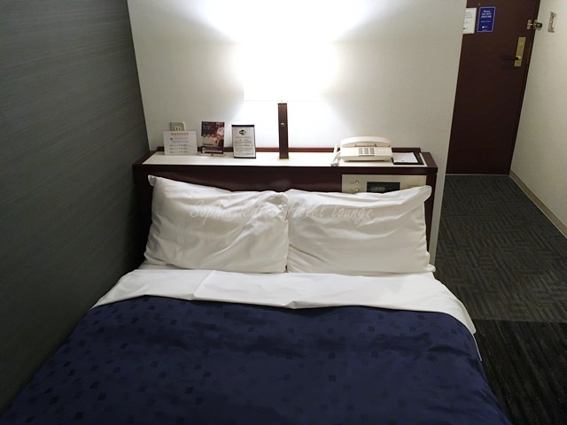 名鉄イン名古屋駅前の客室ベッド