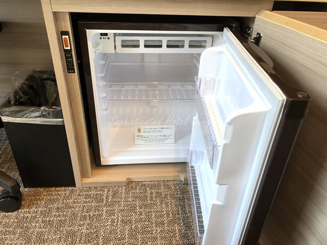 ダイワロイネットホテル千葉中央の客室備品の冷蔵庫