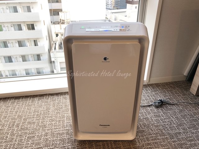 ダイワロイネットホテル千葉中央の客室備品の加湿機能付き空気清浄機