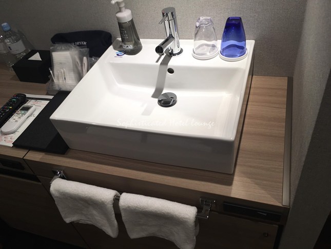 エスペリアホテル博多のお部屋の洗面台