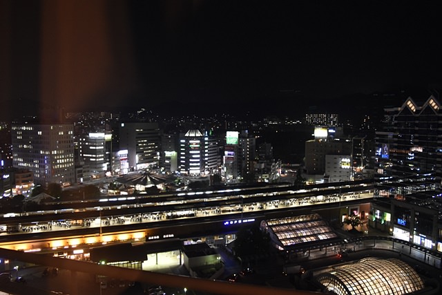ホテルクラウンパレス神戸のお部屋から見える夜景