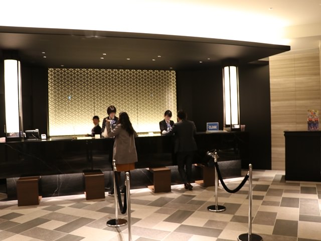 ホテルモントレル・フレール大阪のフロントの対応は口コミ通り？