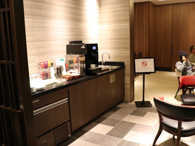 ホテルモントレル・フレール大阪のフロントの口コミと評判