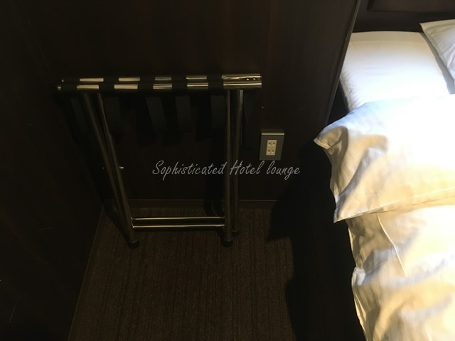 ベルケンホテル東京の客室設備（コンセント）
