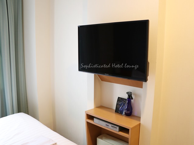 渋谷東武ホテルのお部屋の備品のテレビ
