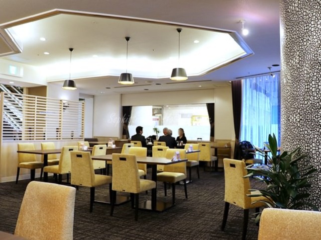 コーヒーラウンジ カフェ・ド・パリ（新大阪ワシントンホテルプラザ）の座席の種類