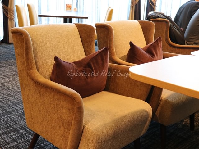 コーヒーラウンジ カフェ・ド・パリ（新大阪ワシントンホテルプラザ）の座席の種類