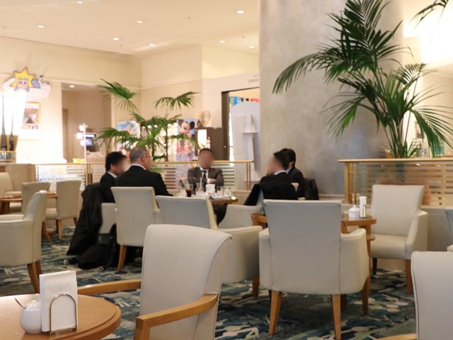 クリスタルムーブメント（東武ホテルレバント東京）の座席の種類は？