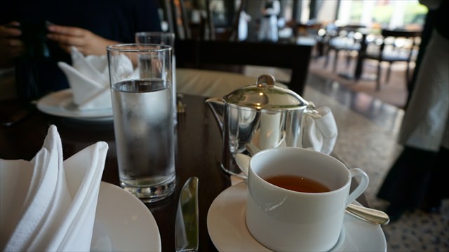 アフタヌーンティーセットで提供される紅茶の種類は？